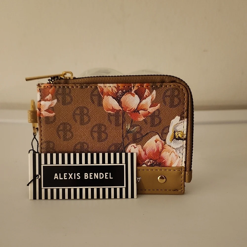 🌸 Alexis Bendel Crossbody Bag w/Free Alexis Bendel Card Wallet